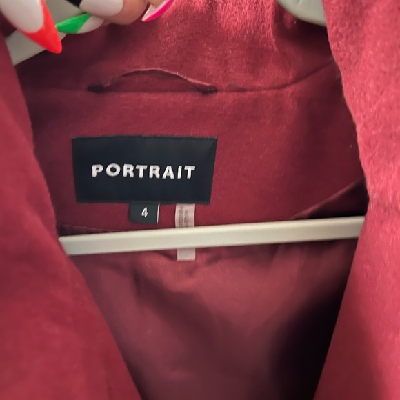 Portrait Coat - Picture 2 of 3